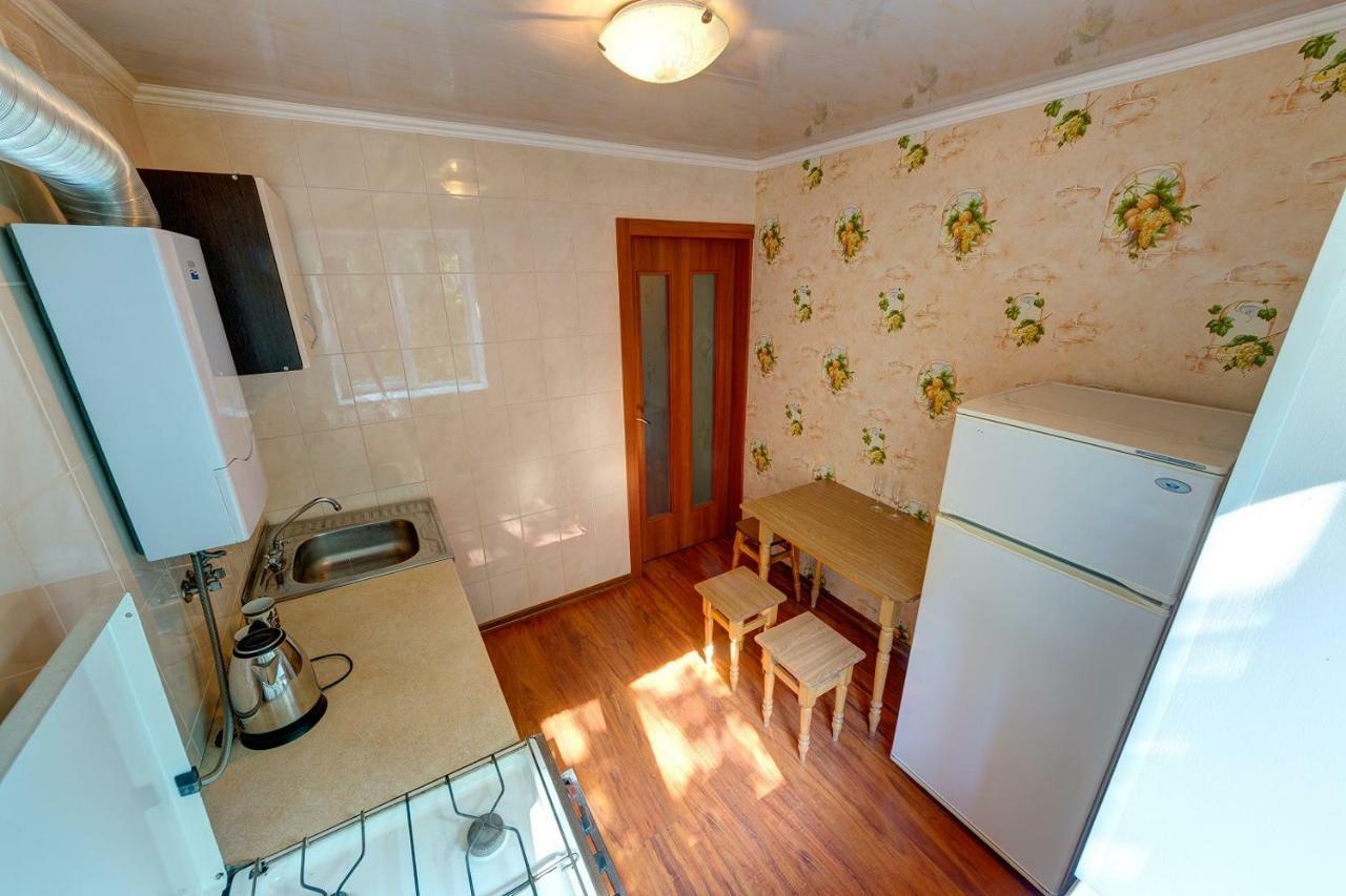 Apartments On The Street Evgeniya Konovalets, 29A Kiew Exterior foto